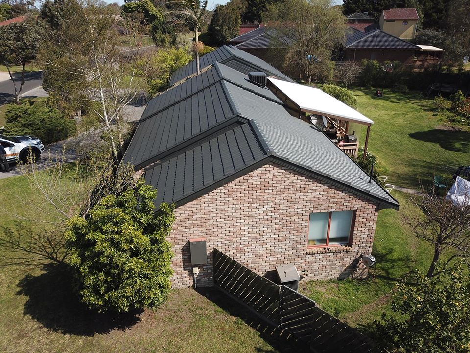 Infographic How To Decide When It S Time To Replace Or Repair Your Roofs Unfortunately Roof Damage Is Quite Common The Roof Repair Roof Restoration Roofing